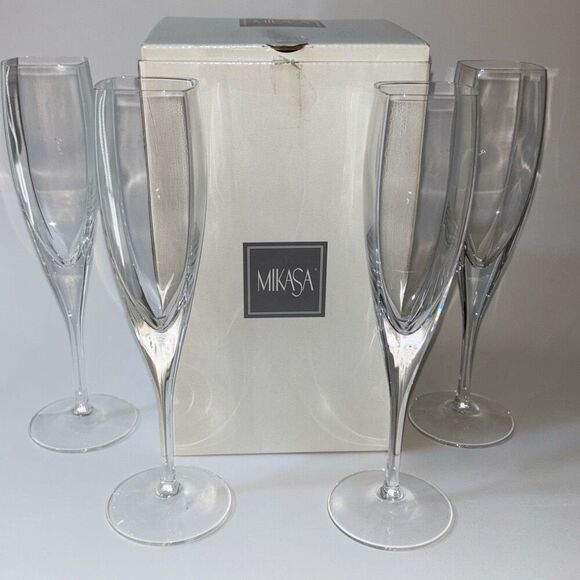 New in box Mikasa Panache square champagne flute glasses Set of 4 white box - Picture 2 of 6